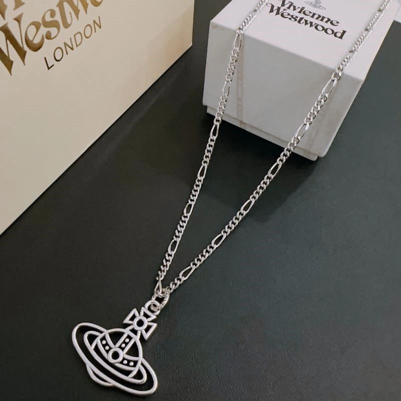 Snug Vivienne Westwood Necklaces 209522