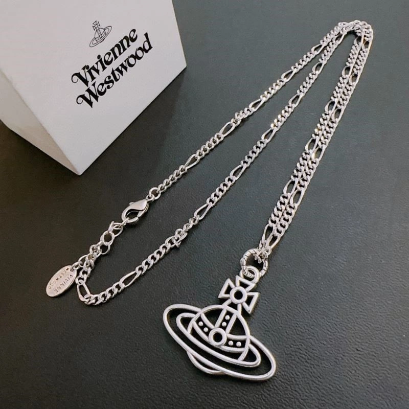Snug Vivienne Westwood Necklaces 209522
