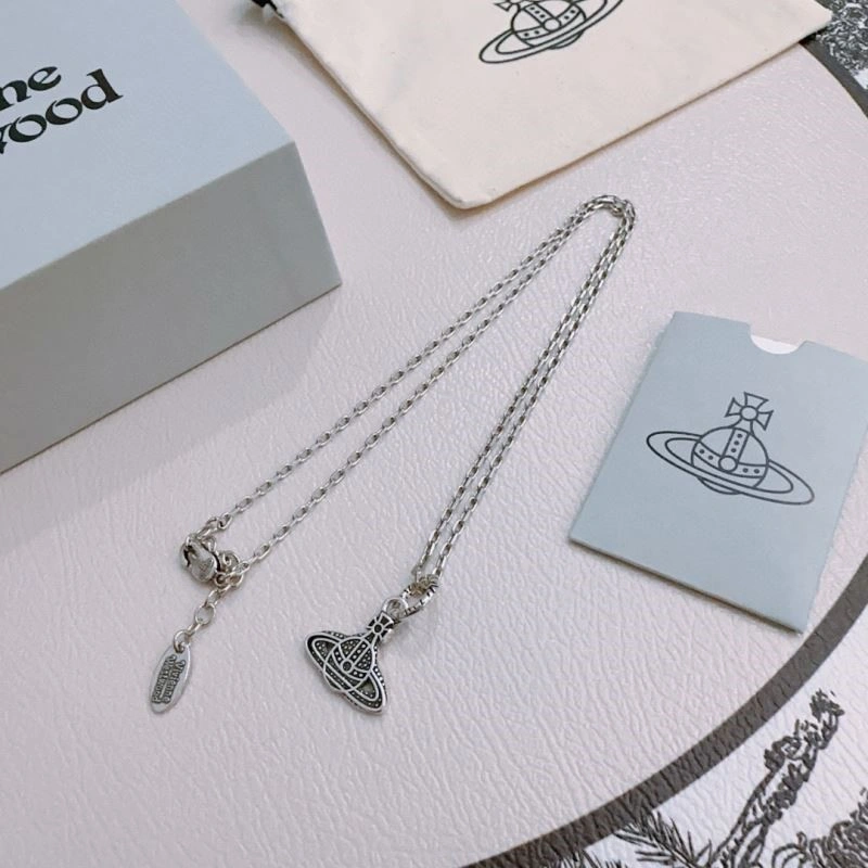 Supportive Vivienne Westwood Necklaces 209506