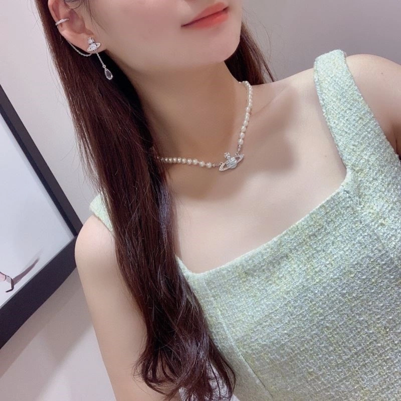 Classic Vivienne Westwood Necklaces 208932