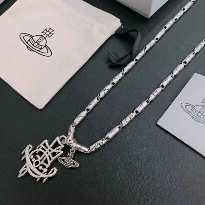 Trendsetting Vivienne Westwood Necklaces 208924