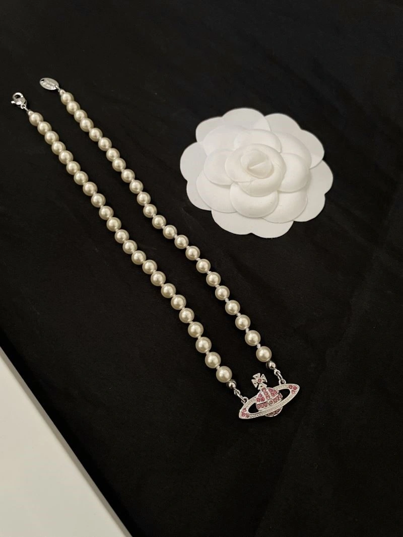 Packable Vivienne Westwood Necklaces 208305