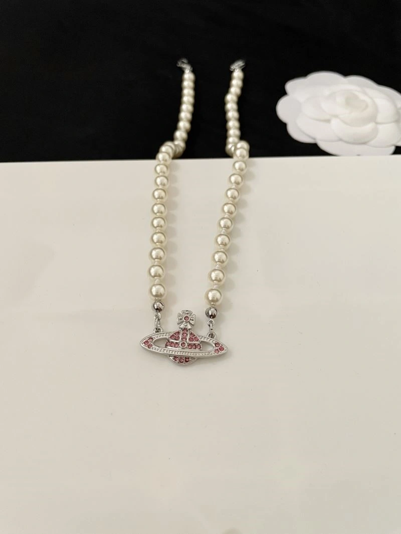 Packable Vivienne Westwood Necklaces 208305