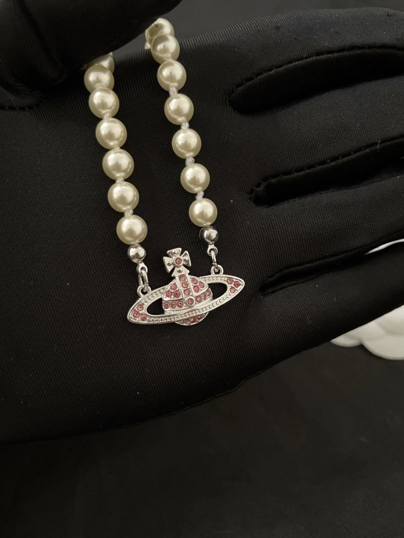 Packable Vivienne Westwood Necklaces 208305