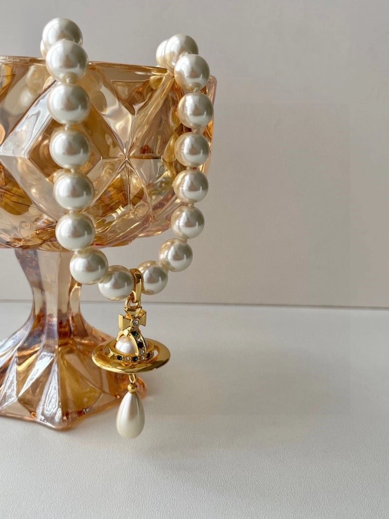 Sleek Vivienne Westwood Necklaces 208289