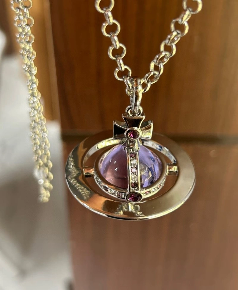 Affordable Vivienne Westwood Necklaces 208296