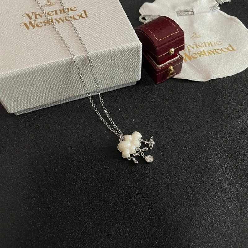 Vivienne Westwood Necklaces Snug 208281