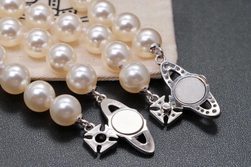 Packable Vivienne Westwood Necklaces 207645