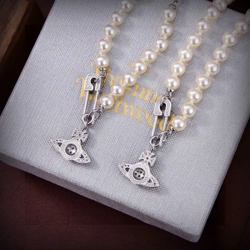 Vivienne Westwood Necklaces Stylish 207603