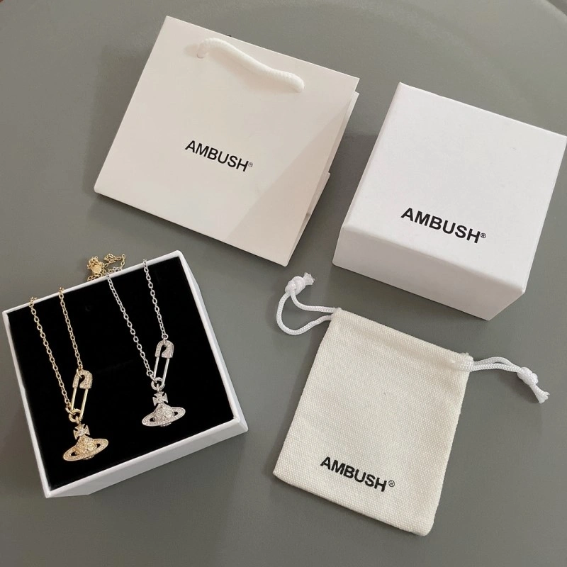 Vivienne Westwood Necklaces Trendsetting 207585
