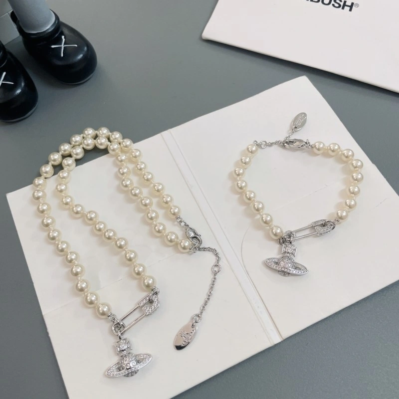 Vivienne Westwood Necklaces Bright 207590