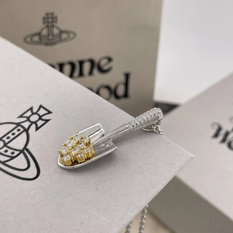 Supportive Vivienne Westwood Necklaces 207595
