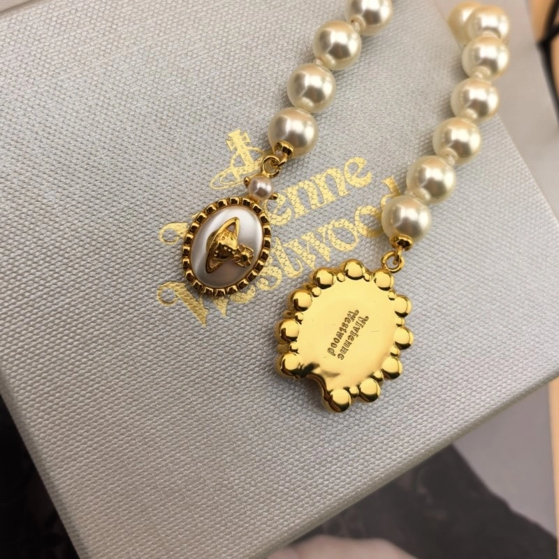 Vivienne Westwood Necklaces StreetReady 207572
