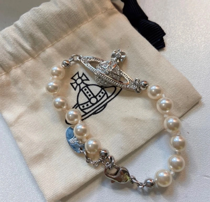 Durable Vivienne Westwood Necklaces 207570