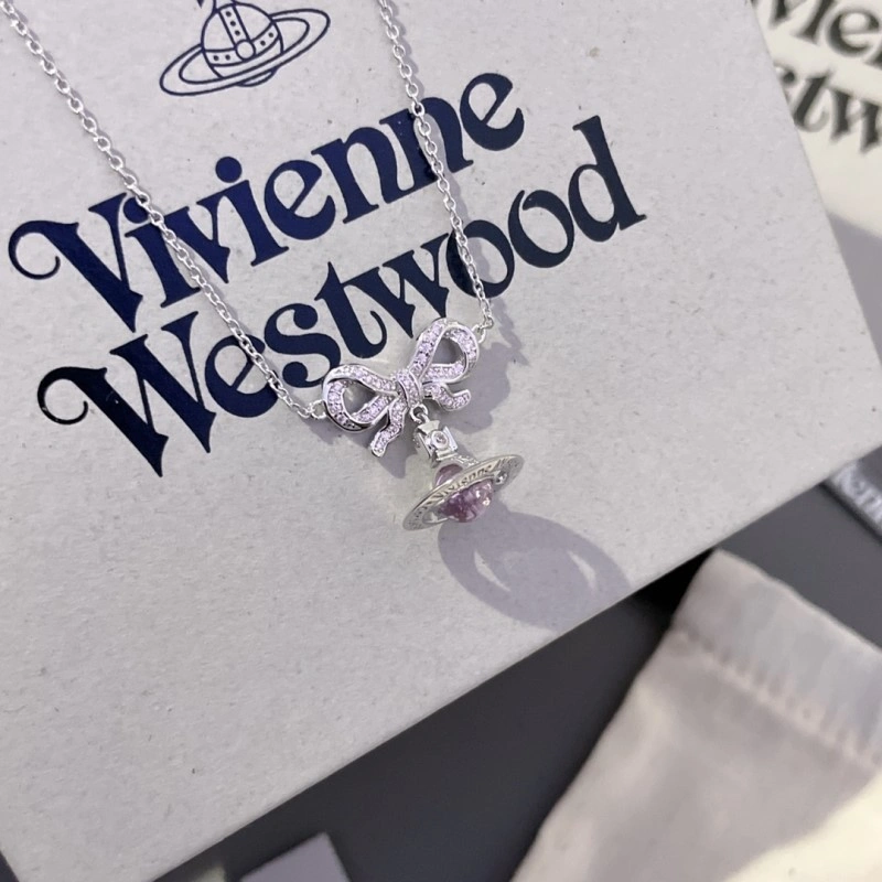 Effortless Vivienne Westwood Necklaces 207578