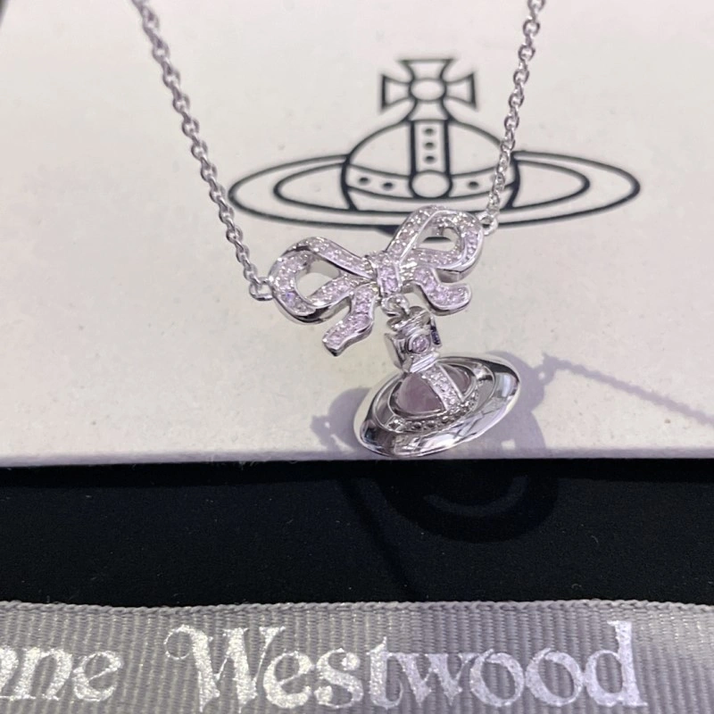 Effortless Vivienne Westwood Necklaces 207578
