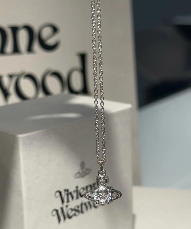 Classic Vivienne Westwood Necklaces 207557