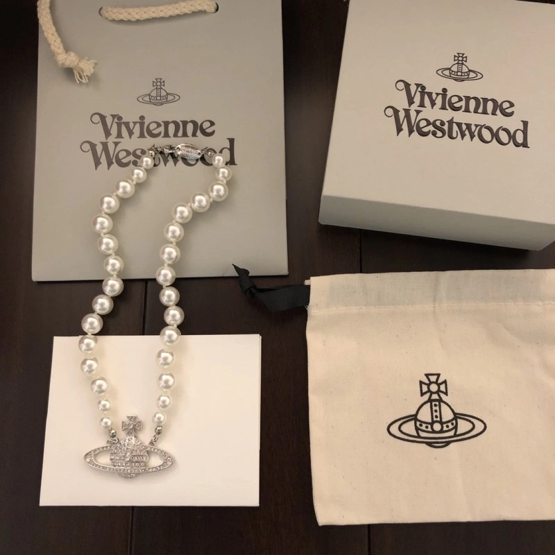 Vivienne Westwood Necklaces Sleek 207565
