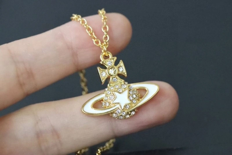 Vivienne Westwood Necklaces Durable 207554