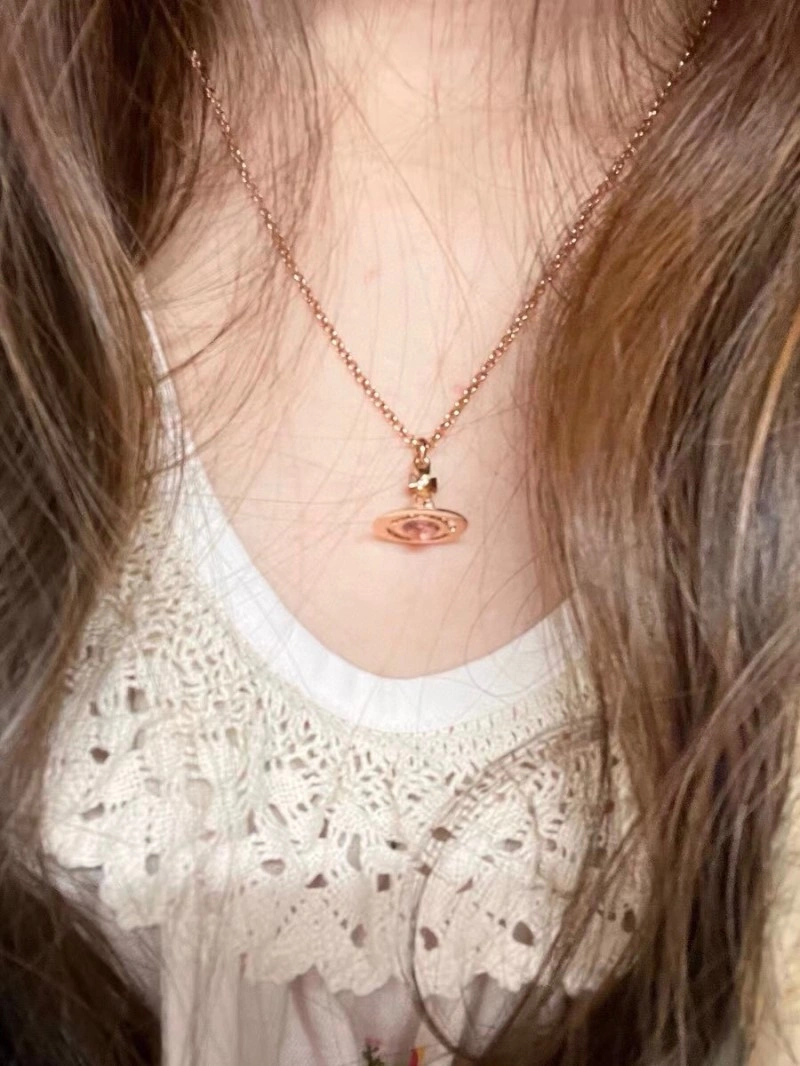 Attractive Vivienne Westwood Necklaces 207539