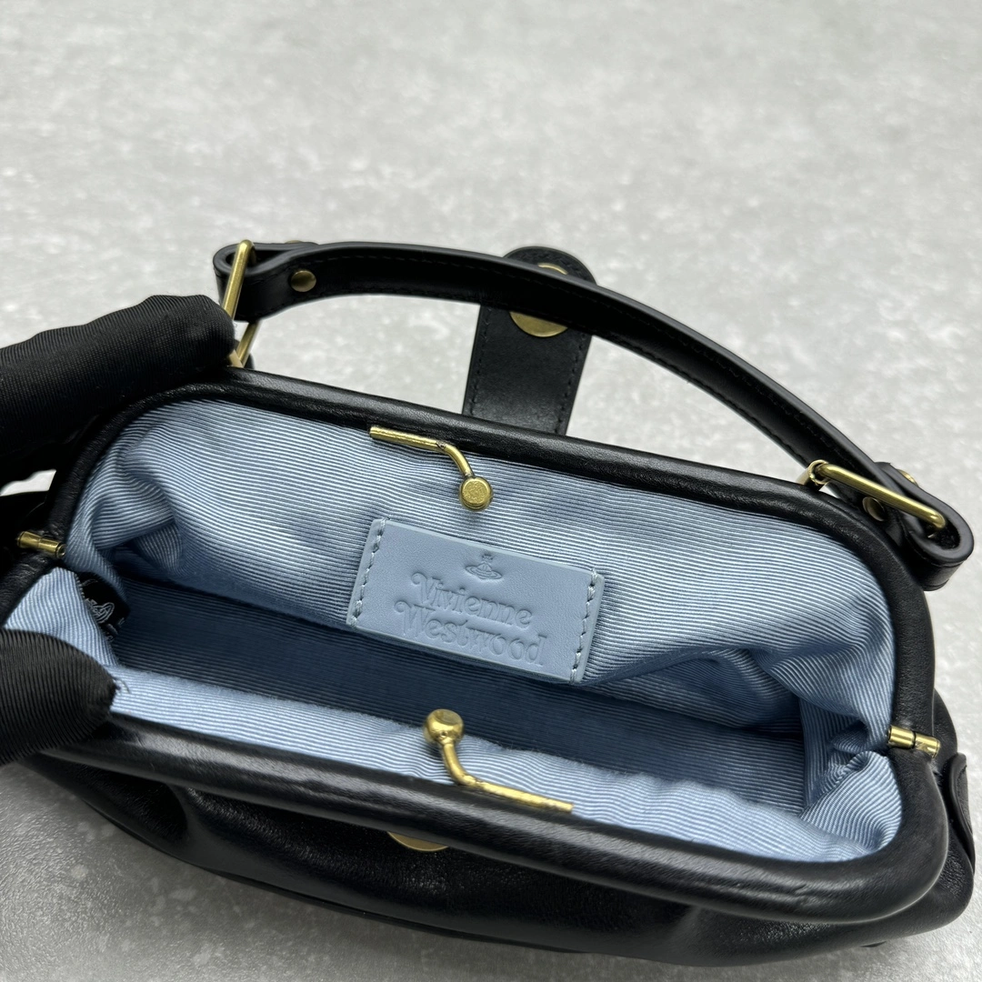 Attractive Vivienne Westwood Satchel Bags 69457