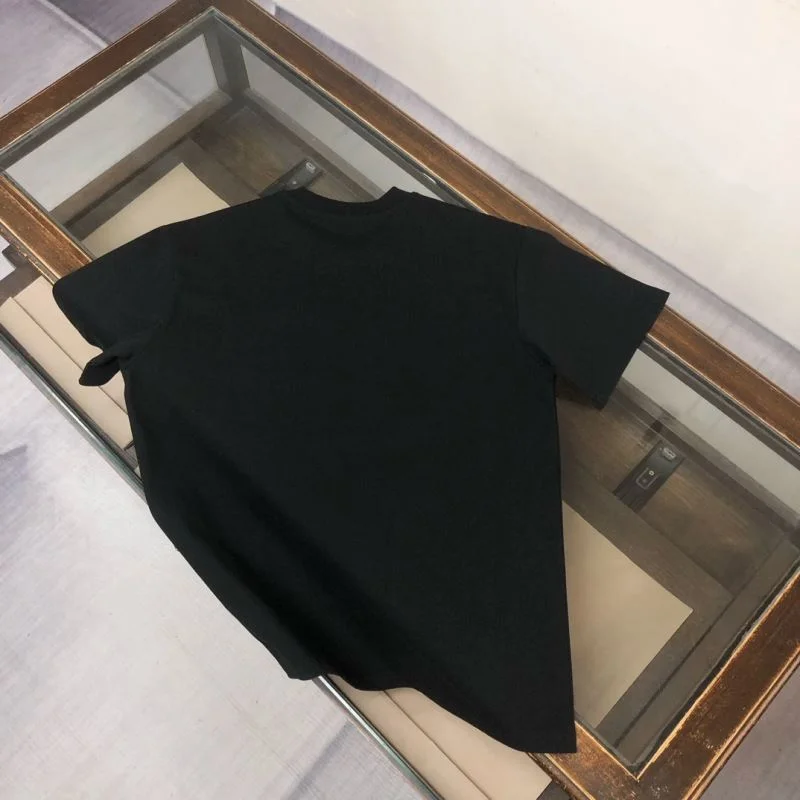 Resilient Vivienne Westwood T-Shirts 164023