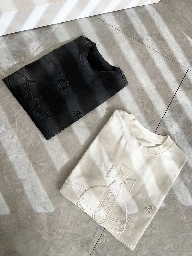 Vivienne Westwood T-Shirts TimelessDesign 158070