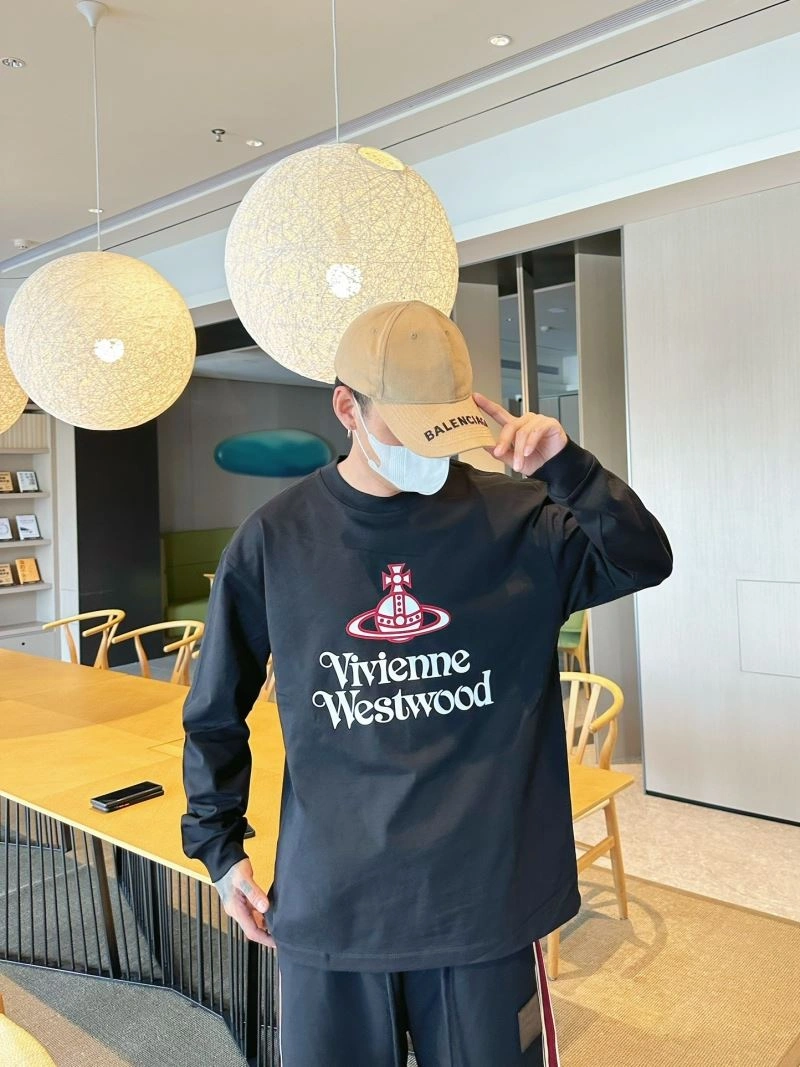 Elegant Vivienne Westwood T-Shirts 158060