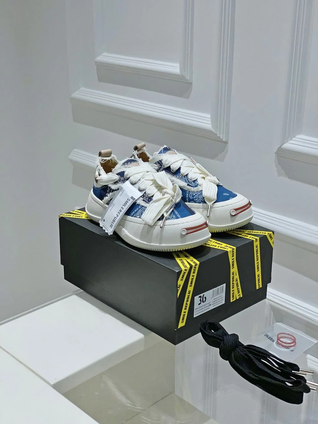 Xvessel Shoes Neat 7129