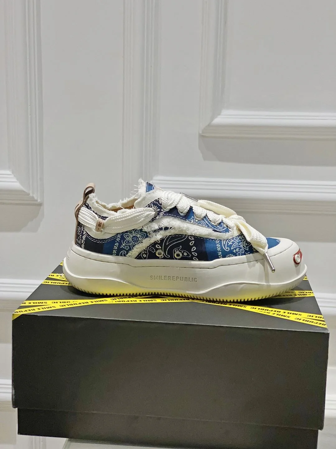 Xvessel Shoes Neat 7129