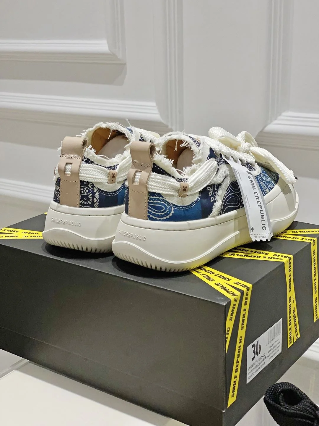 Xvessel Shoes Neat 7129
