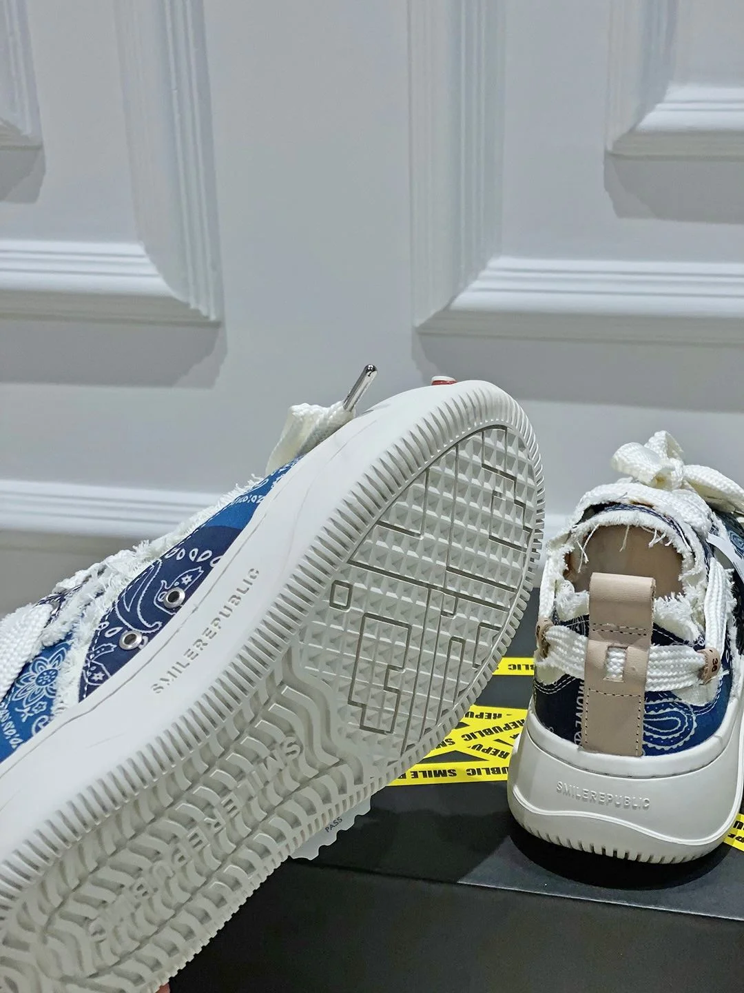 Xvessel Shoes Neat 7129