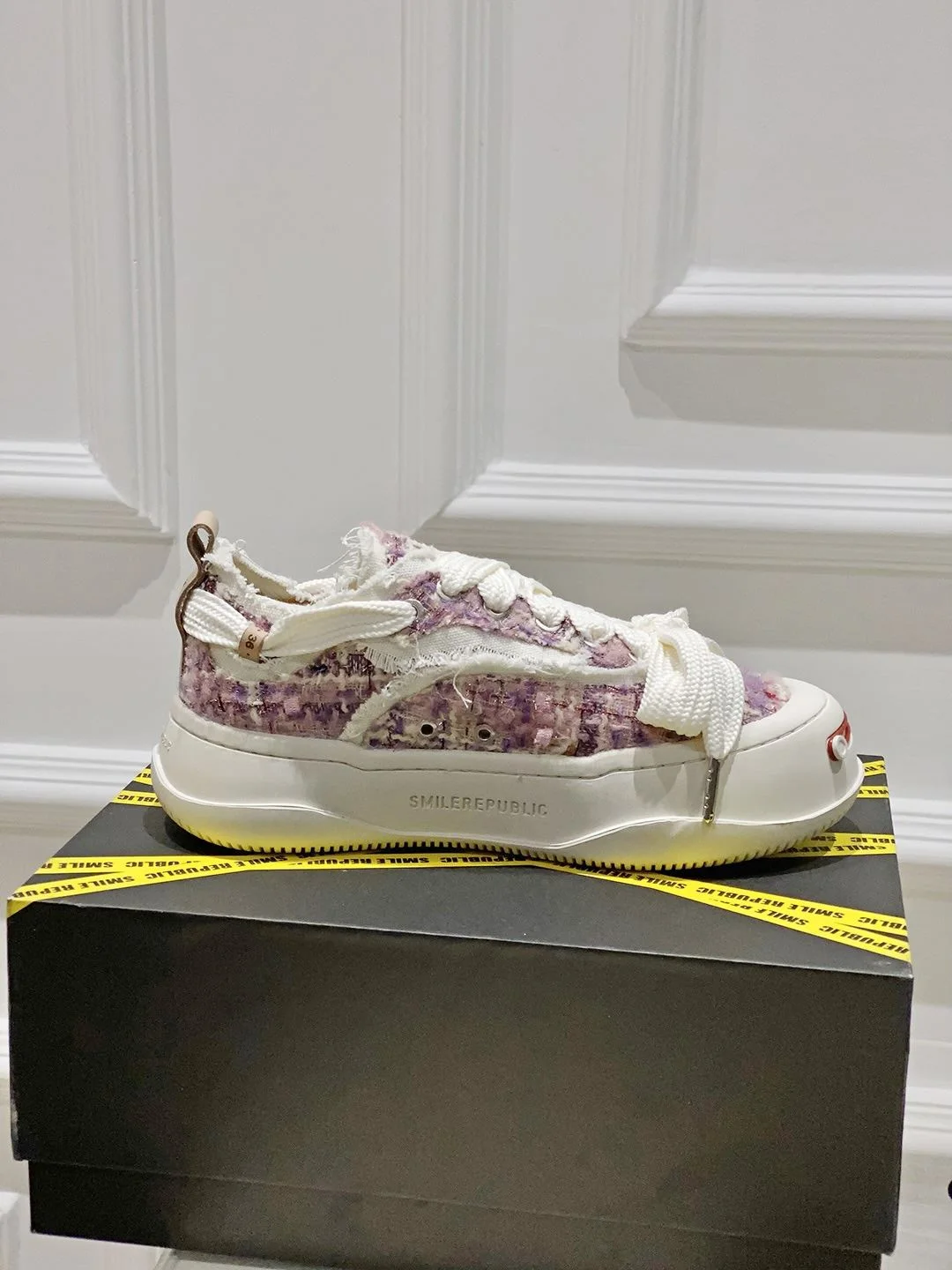 MoistureWicking Xvessel Shoes 7104