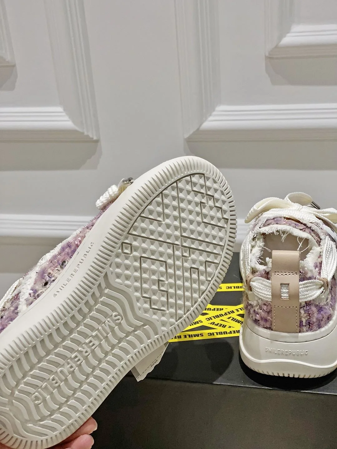 MoistureWicking Xvessel Shoes 7104