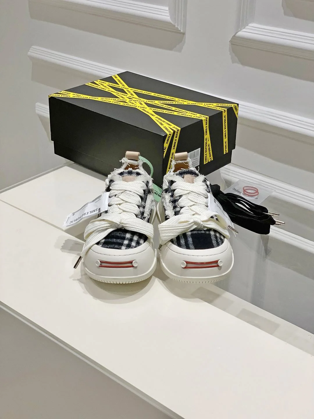 Bold Xvessel Shoes 7106