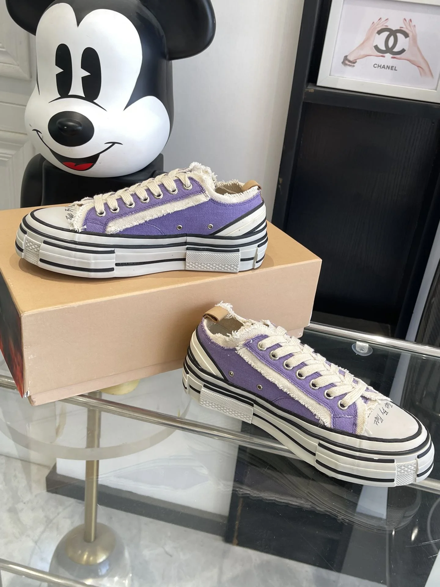 Versatile Xvessel Shoes 7074