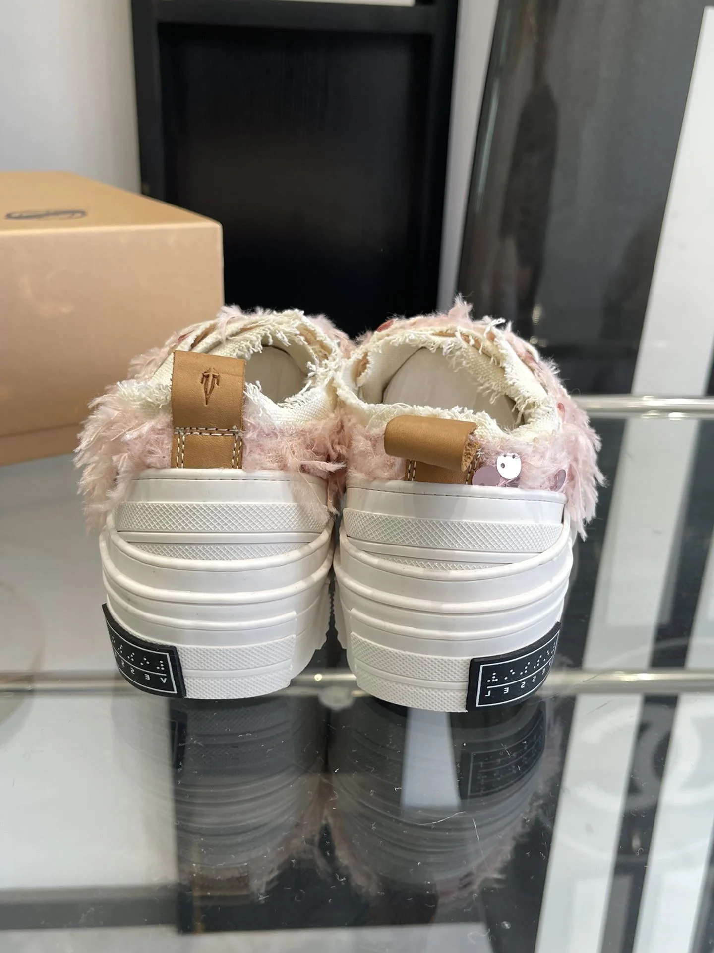 Xvessel Shoes TechFriendly 7069
