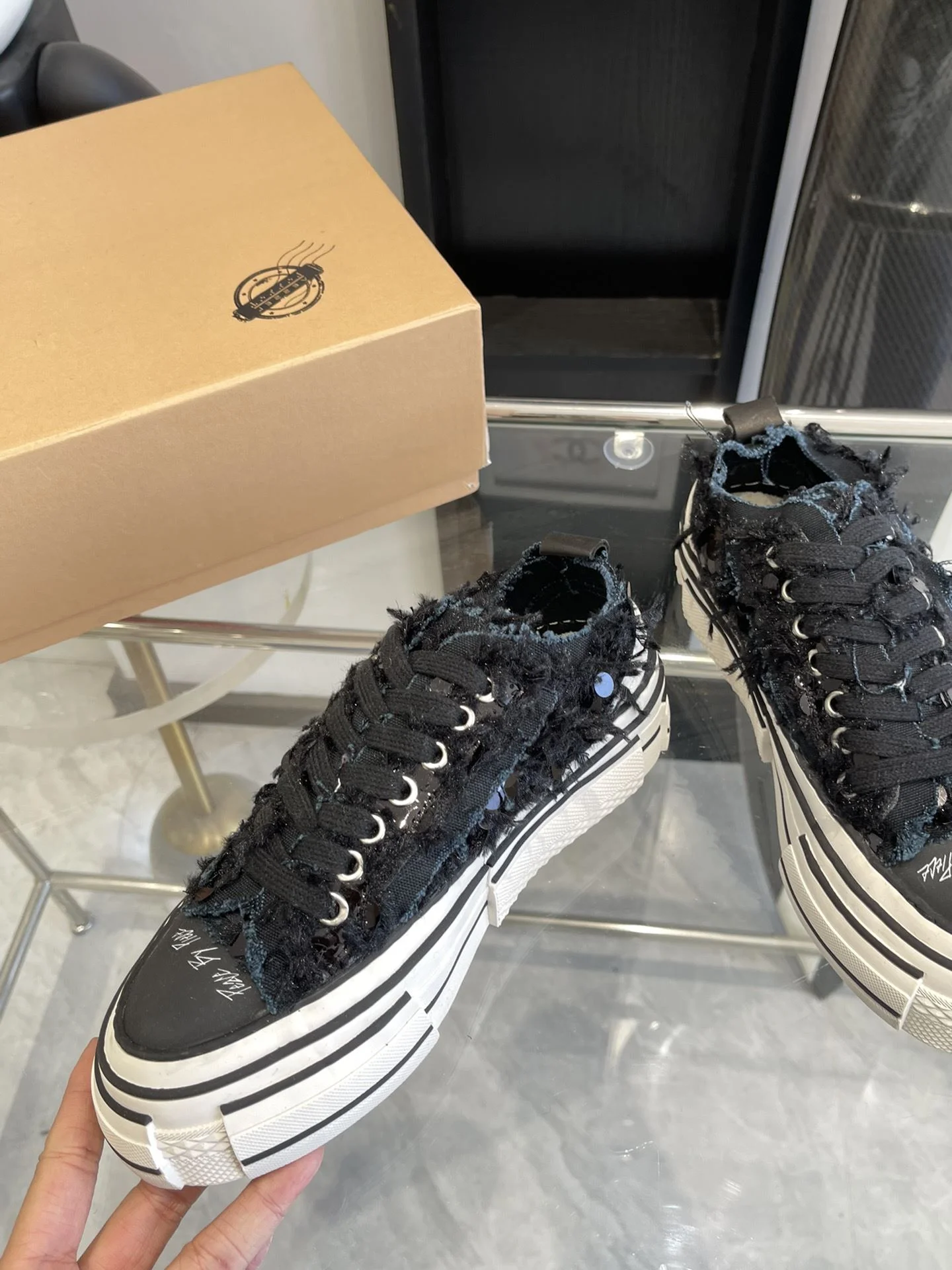 Comfortable Xvessel Shoes 7093