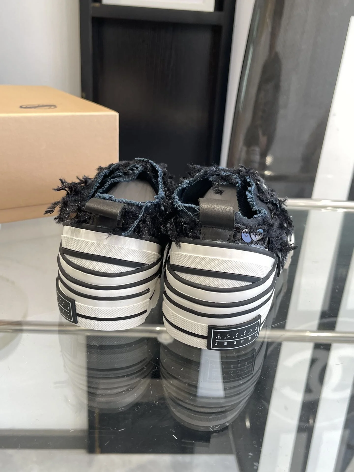 Comfortable Xvessel Shoes 7093