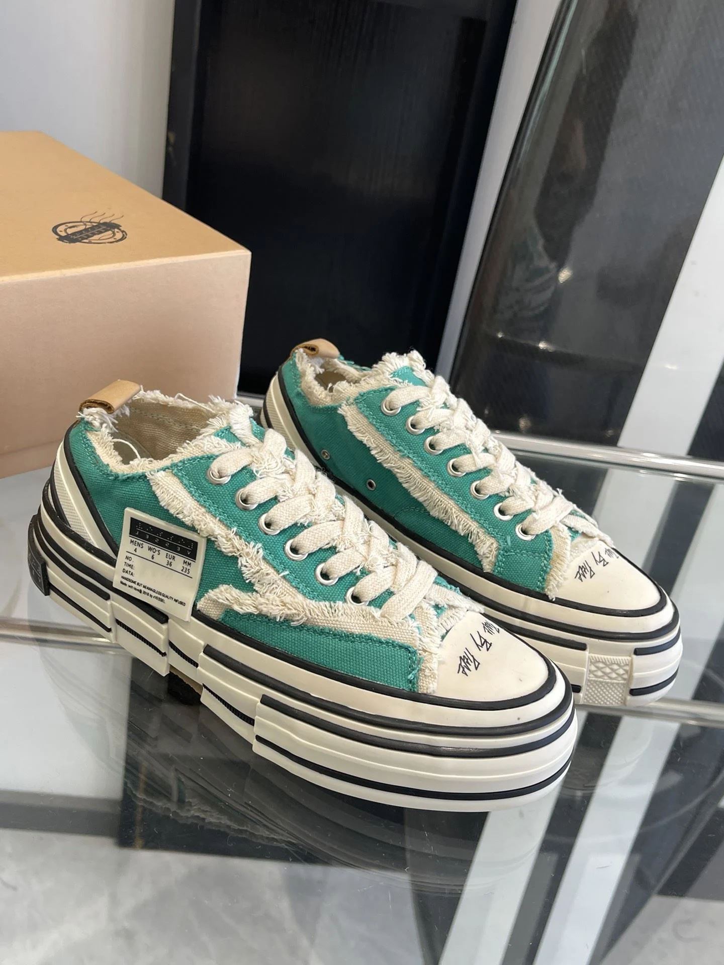DailyWear Xvessel Shoes 7077