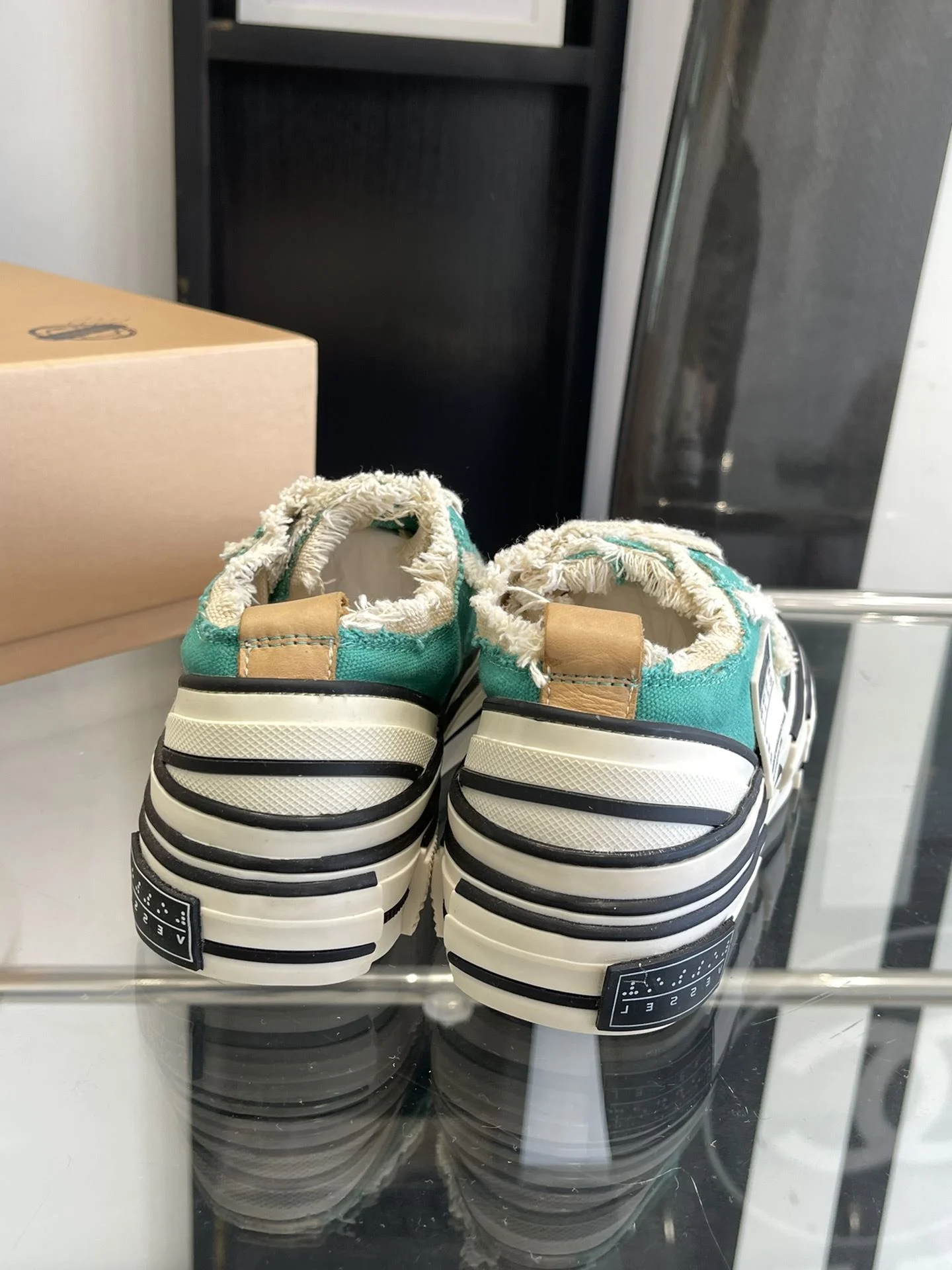 DailyWear Xvessel Shoes 7077