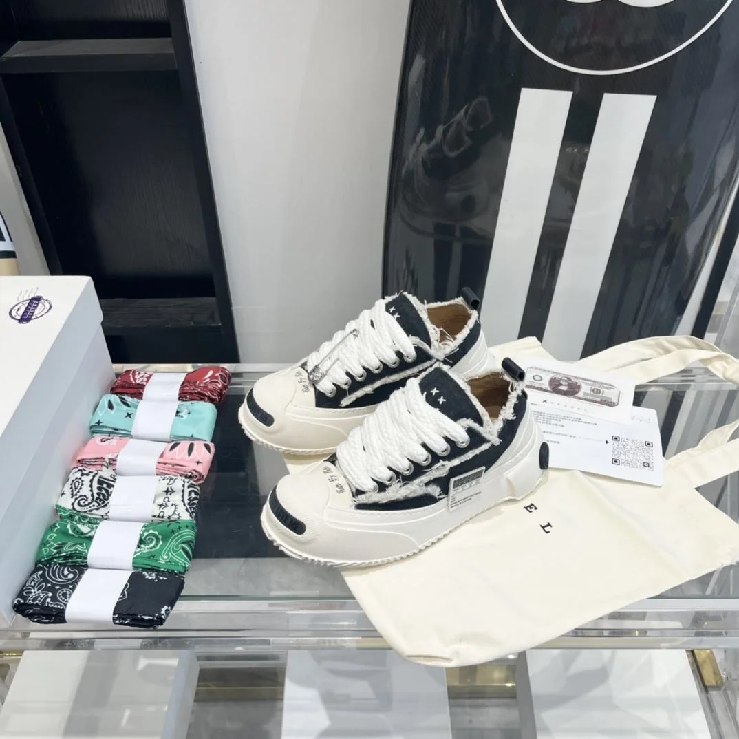 Xvessel Shoes Resilient 7083
