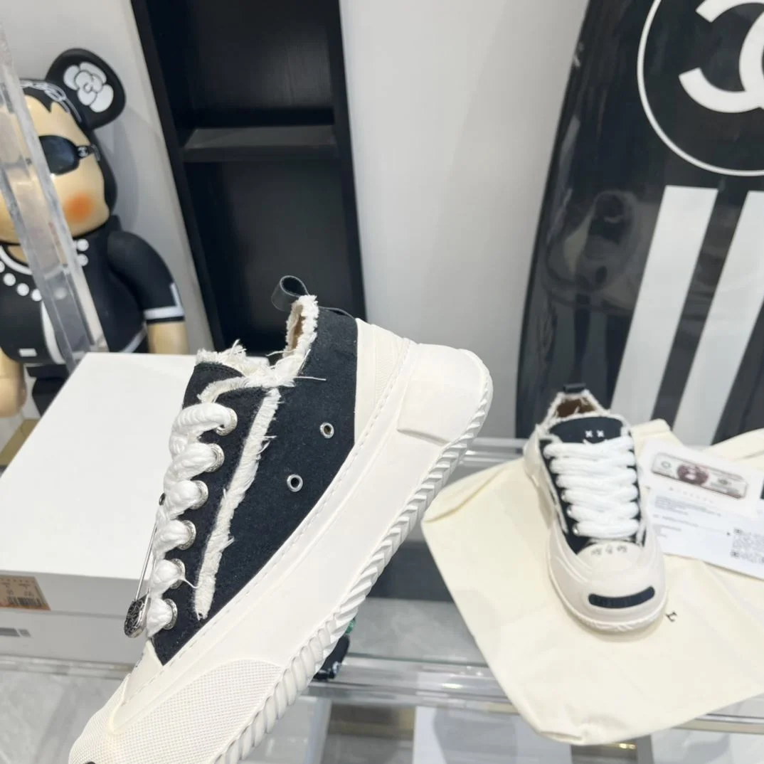 Xvessel Shoes Resilient 7083