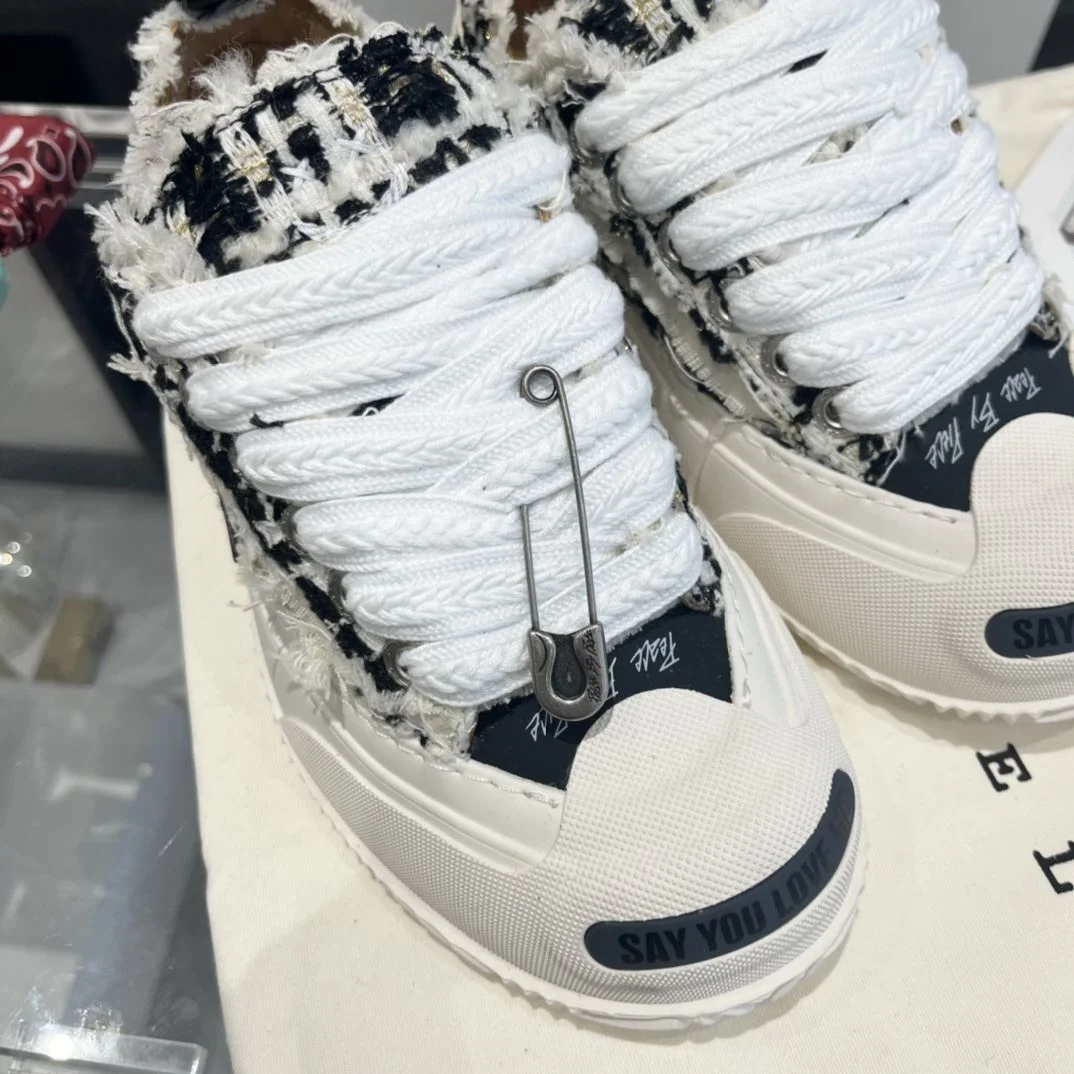 Resilient Xvessel Shoes 7084