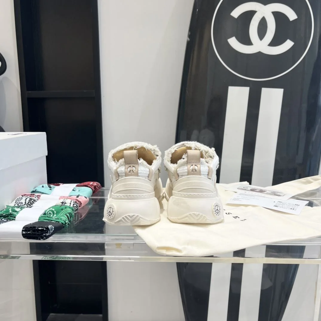 Packable Xvessel Shoes 7070