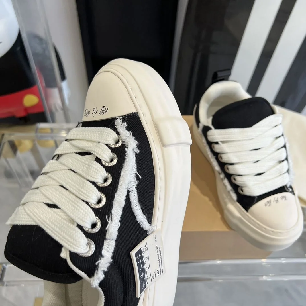 Xvessel Shoes WrinkleFree 7054