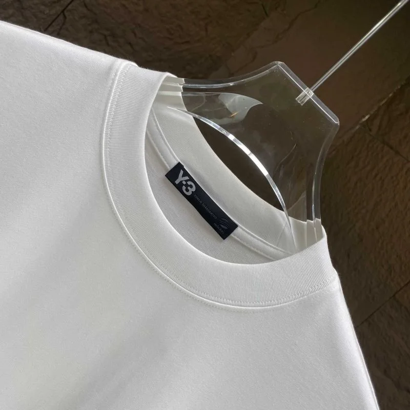 Minimalist Y-3 T-Shirts 163910