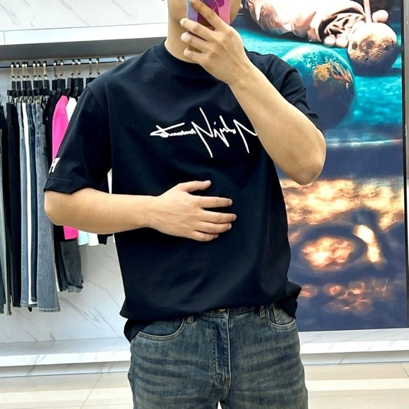 Supportive Y-3 T-Shirts 161248