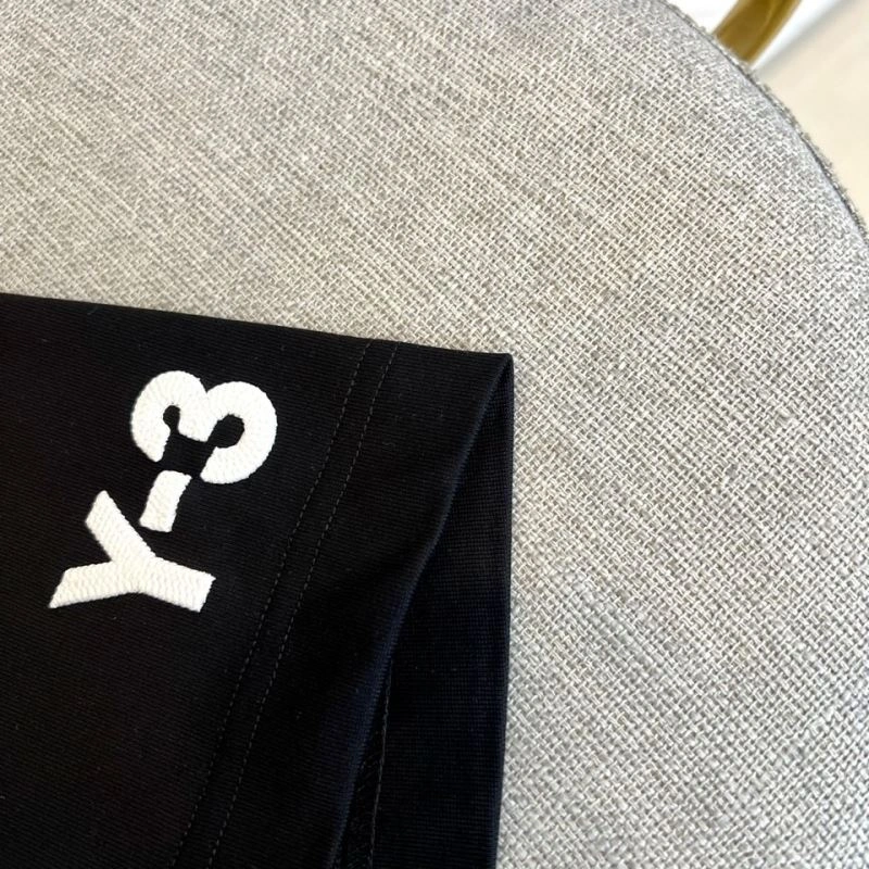 Supportive Y-3 T-Shirts 161248
