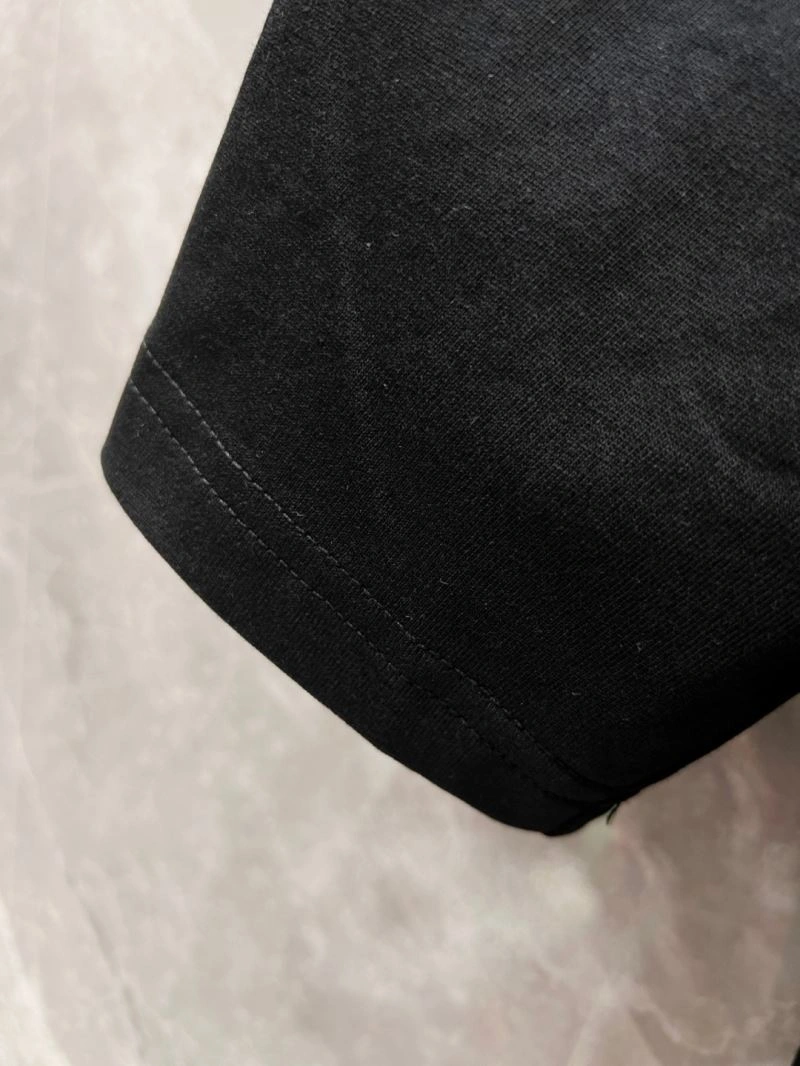 Y-3 T-Shirts UrbanChic 161276